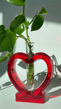 Load image into Gallery viewer, Red Heart Jelly Vase