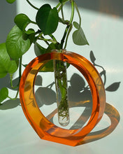 Load image into Gallery viewer, Circular Orange Jelly Vase